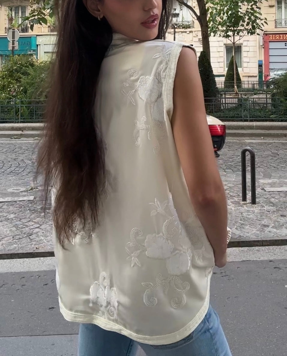 Ivory Floral Embroidered Silk Beldi Vest